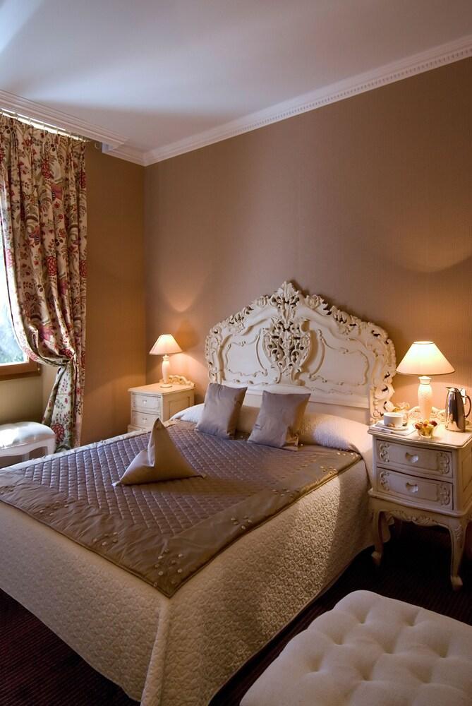 Hotel Chateau De La Tour Cannes Værelse billede