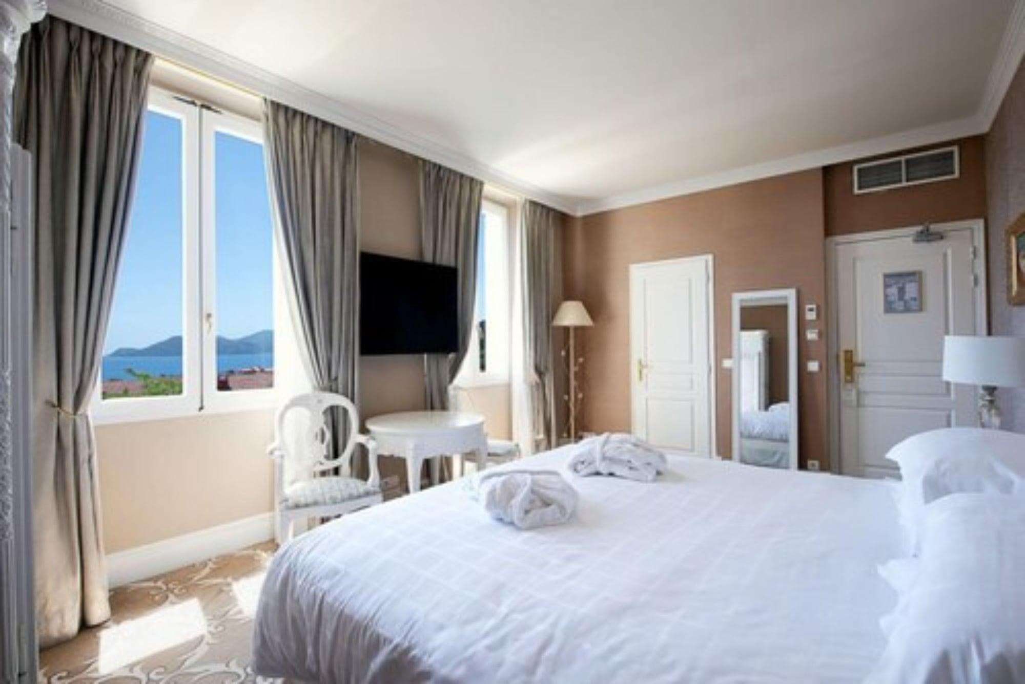 Hotel Chateau De La Tour Cannes Eksteriør billede