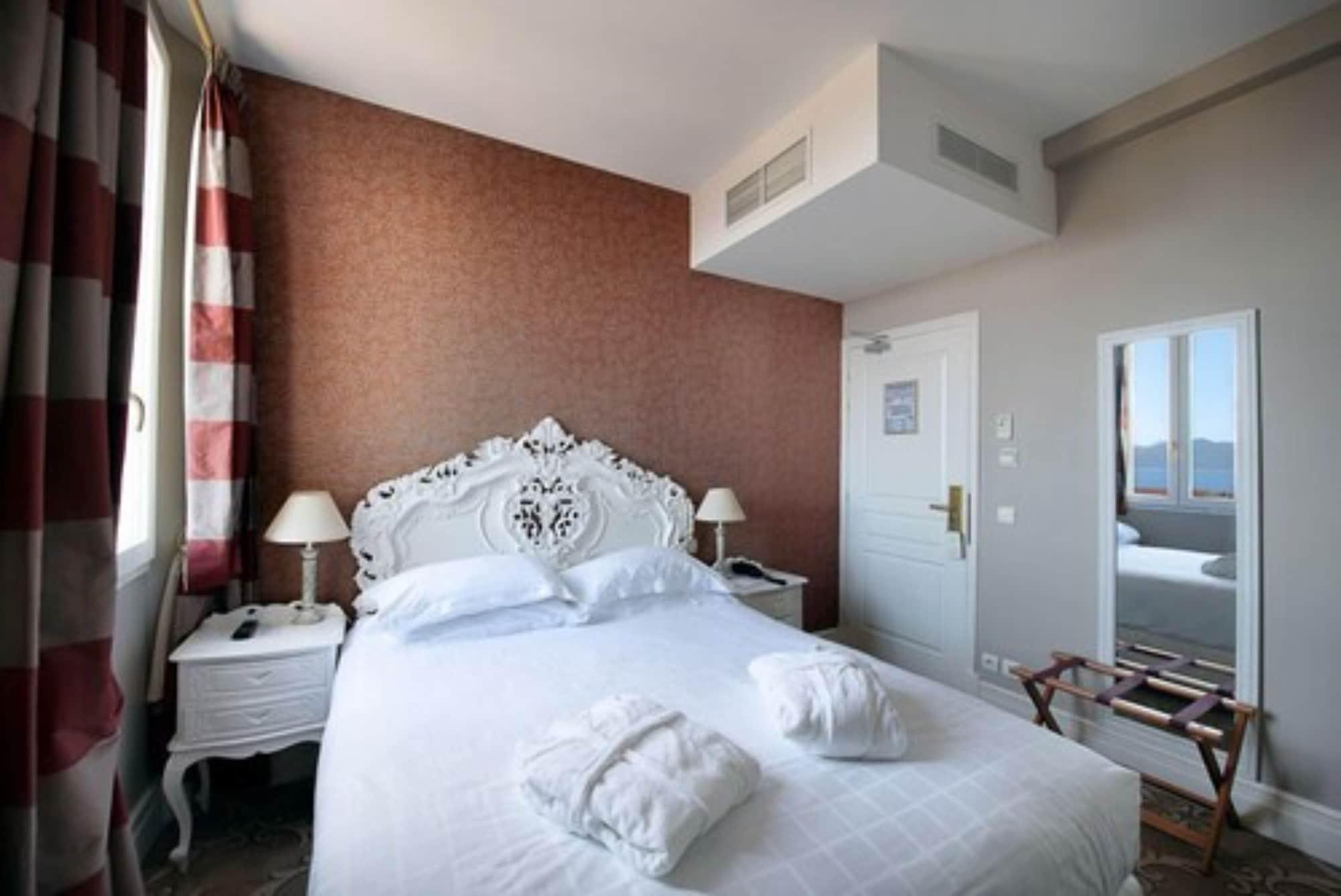 Hotel Chateau De La Tour Cannes Eksteriør billede