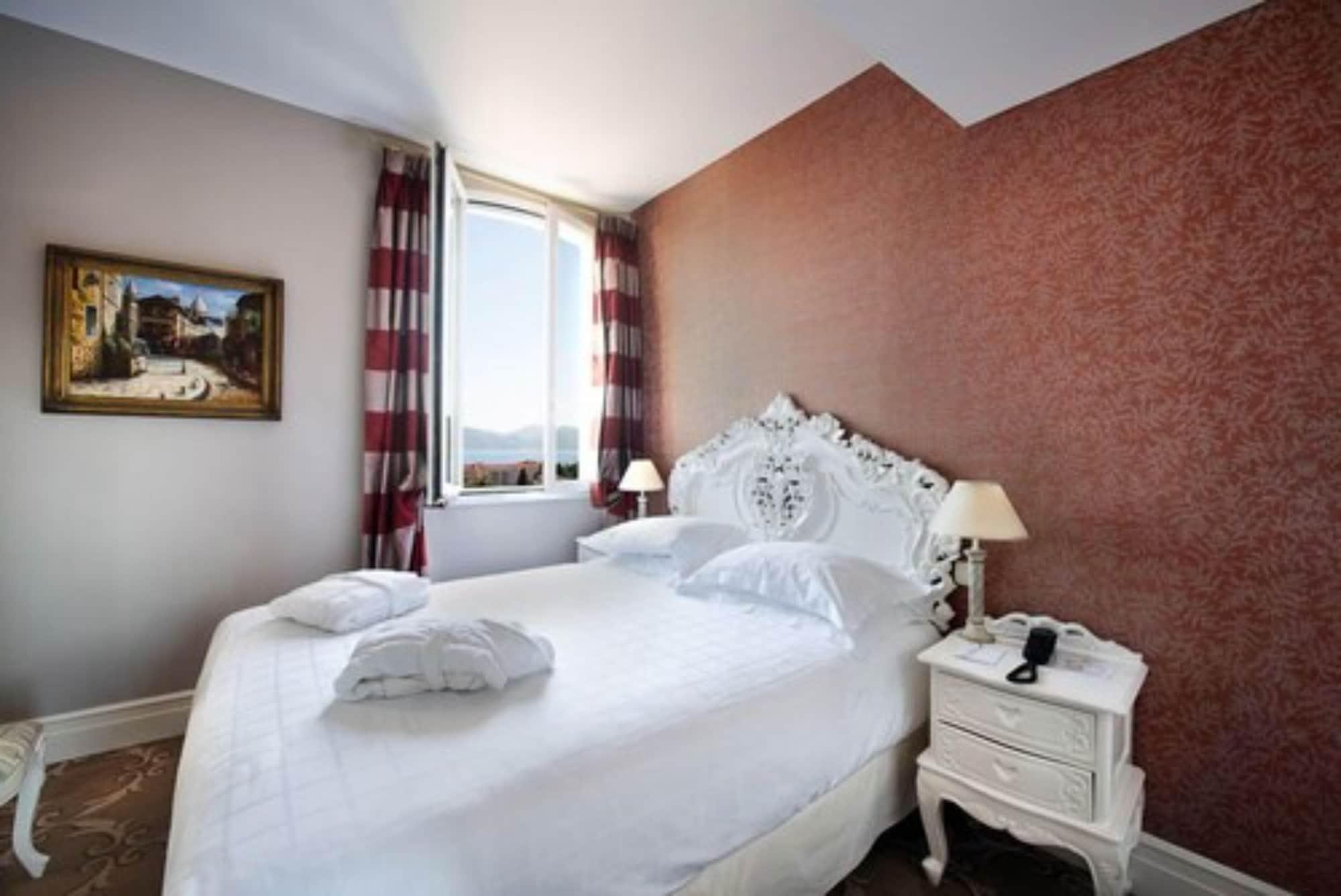Hotel Chateau De La Tour Cannes Eksteriør billede