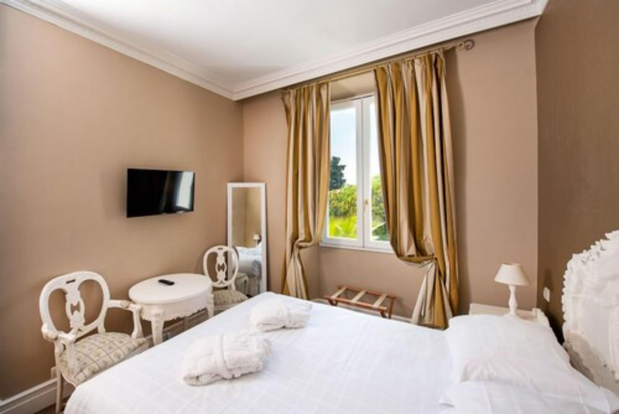 Hotel Chateau De La Tour Cannes Eksteriør billede