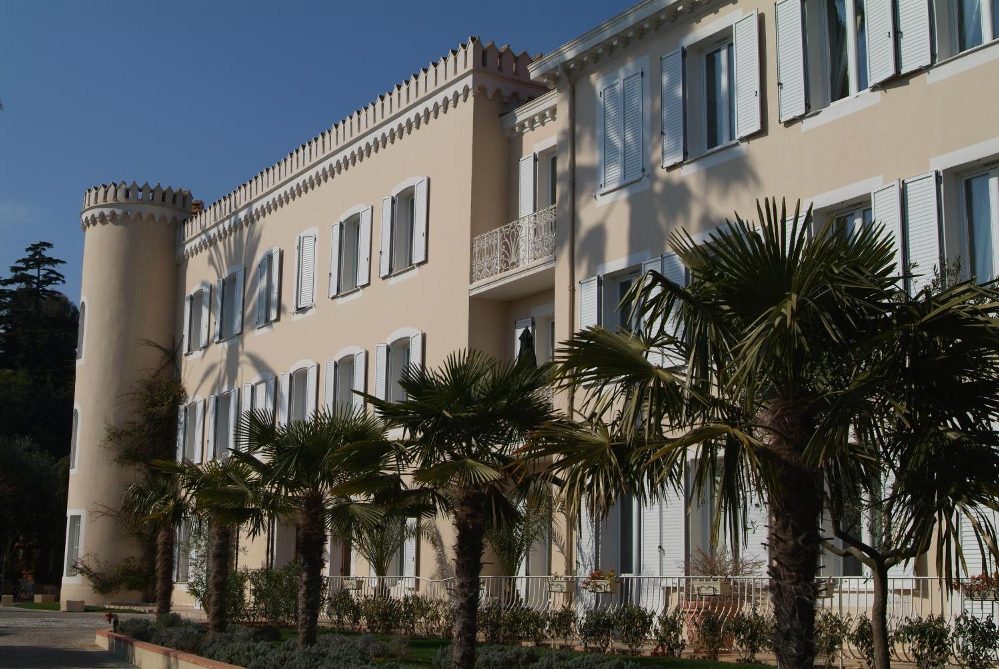 Hotel Chateau De La Tour Cannes Eksteriør billede